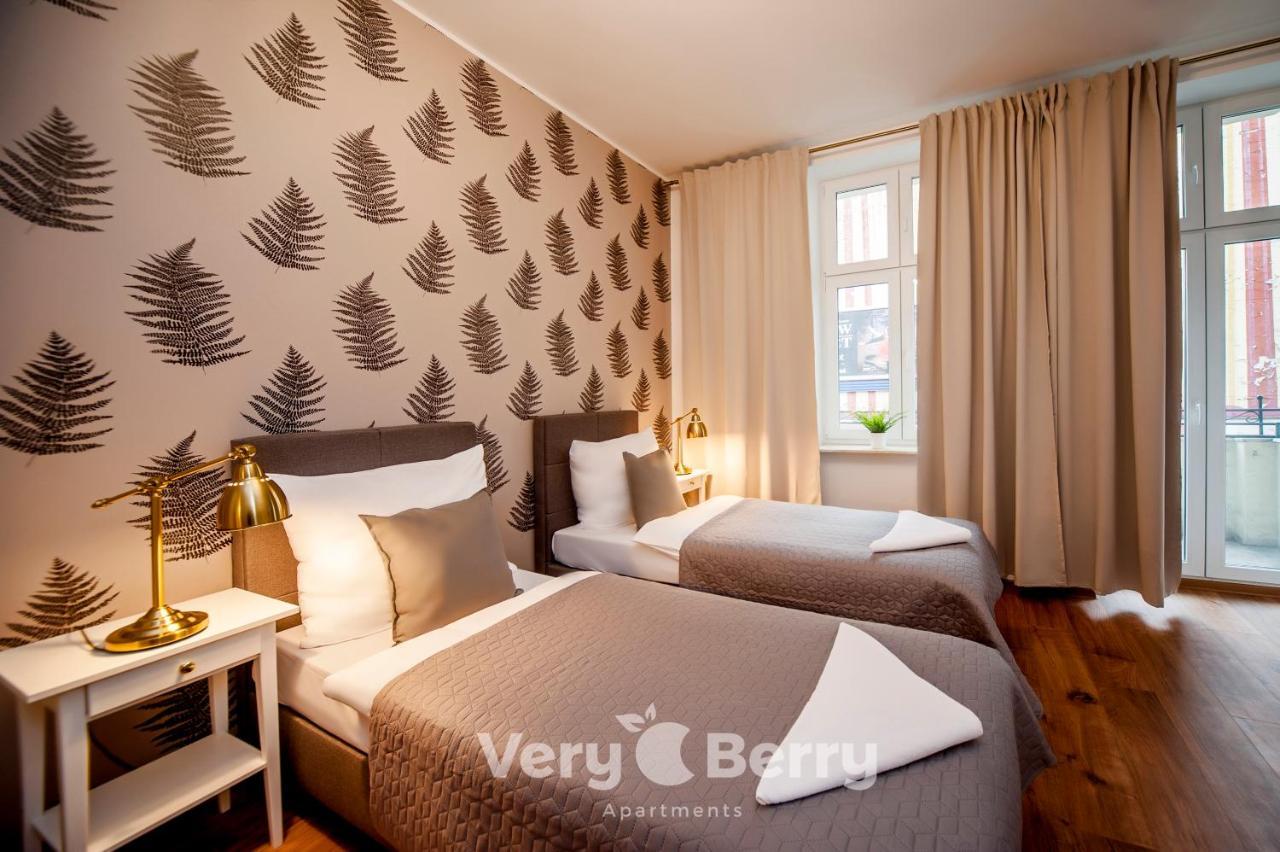 Cosy Studios Very Berry In Poznan Close To The Park By Noclegi Renters Appartamento *