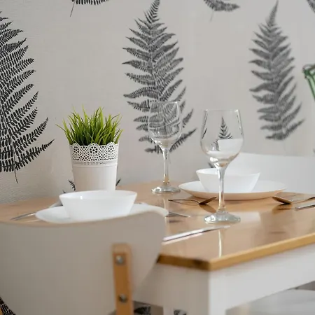 Cosy Studios Very Berry In Poznan Close To The Park By Noclegi Renters Exterior photo