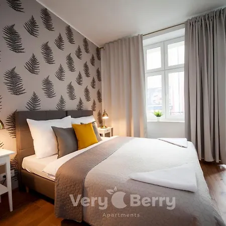 Cosy Studios Very Berry In Poznan Close To The Park By Noclegi Renters Poznań Zewnętrze zdjęcie