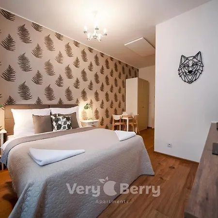 Cosy Studios Very Berry In Poznan Close To The Park By Noclegi Renters Poznań Zewnętrze zdjęcie