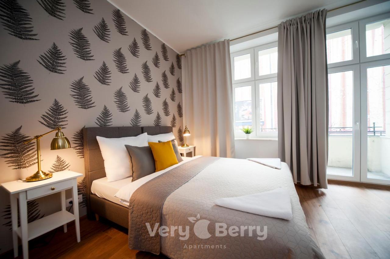 Cosy Studios Very Berry In Poznan Close To The Park By Noclegi Renters Apartament Poznań